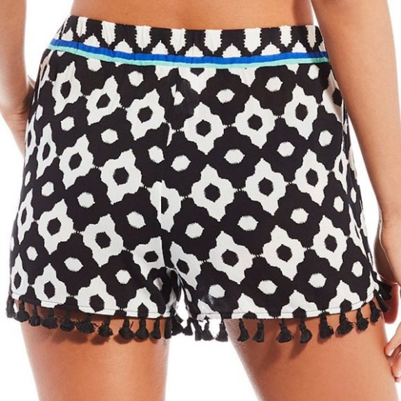 Trina Turk ONYX Ikat Cover Up Shorts Size S NWT - Picture 1 of 9
